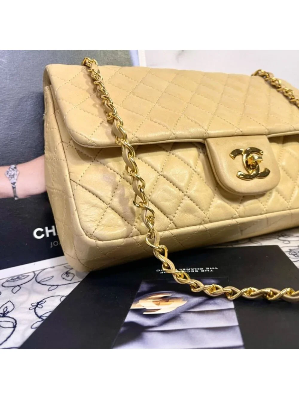 Chanel Vintage Turnlock Quilted Beige Shoulder Bag
